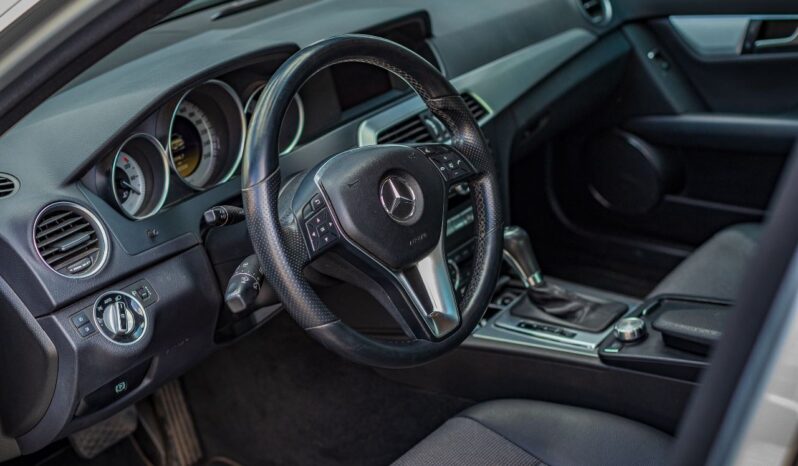 Mercedes-benz C250 At Blue Efficient 2012 full